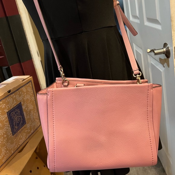 KATE SPADE CROSSBODY HANDBAG LEATHER WITH DETACHABLE STRAP & FOLD IN HAND STRAPS - Picture 9 of 17